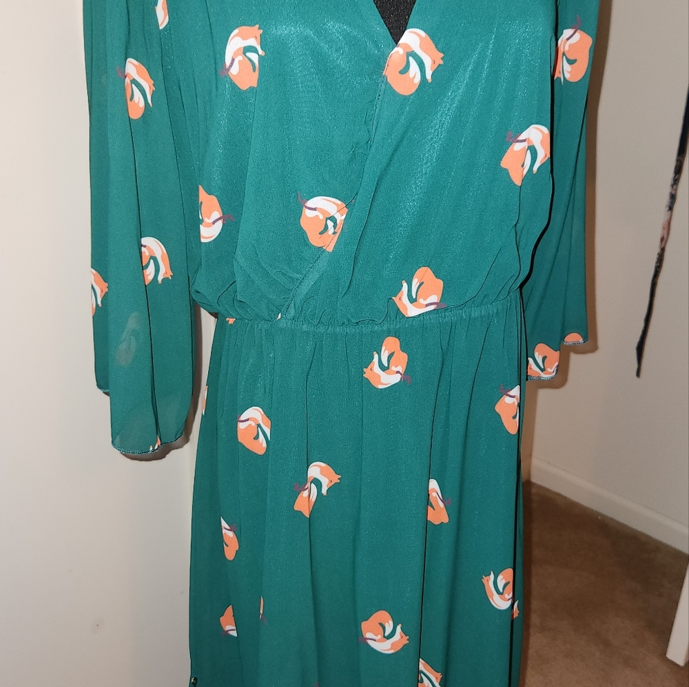PRETTY DRESS !! - Picture 6 of 6
